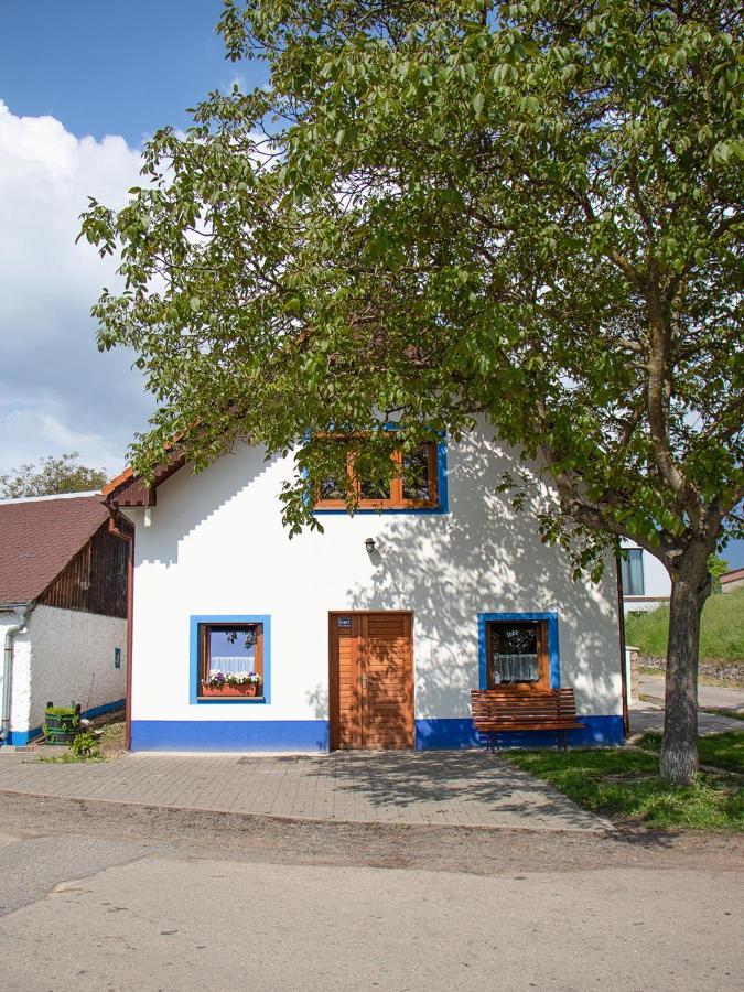 Apartman Na Vinarske Stezce Велке-Біловіце Екстер'єр фото